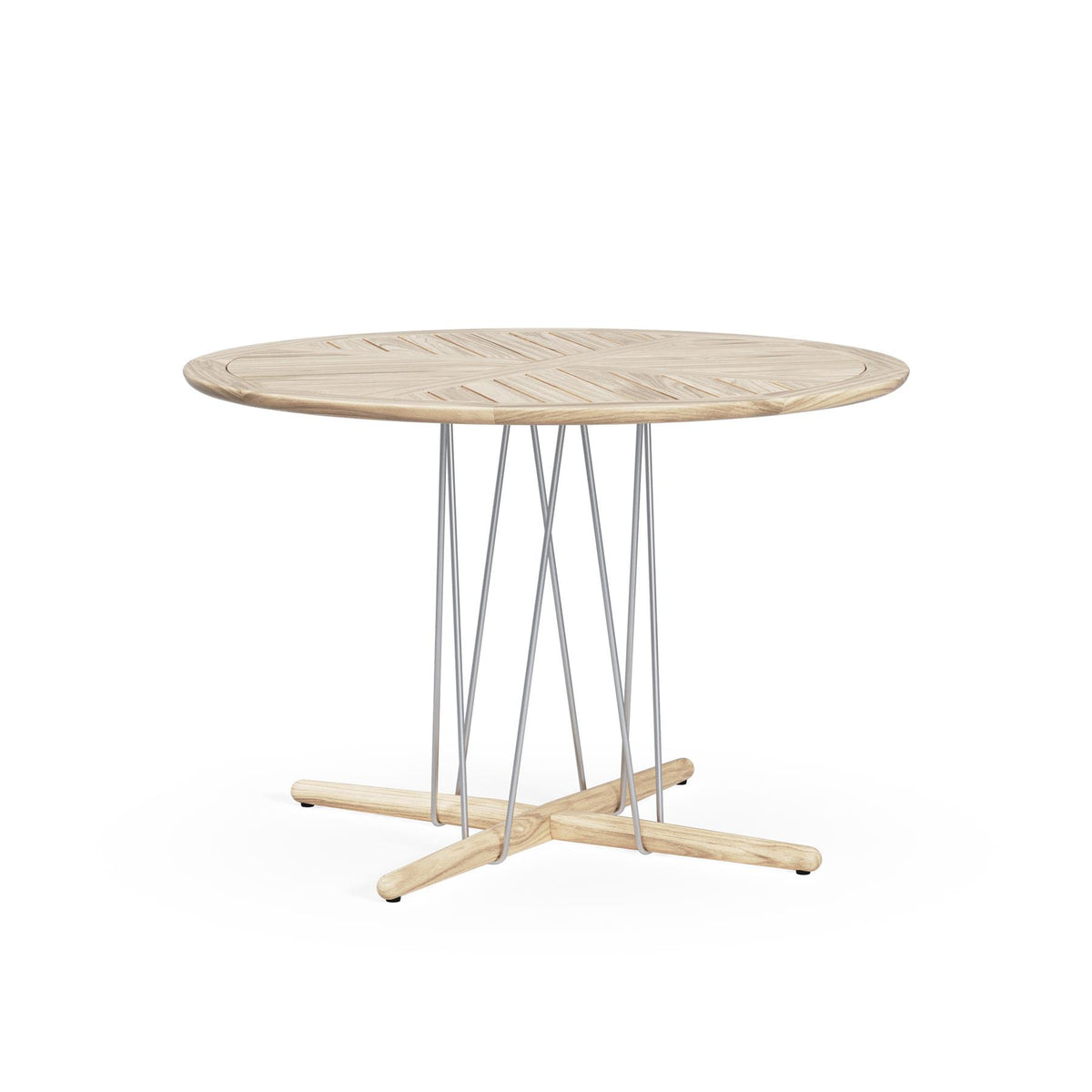 Carl Hansen & Son E022 Embrace Outdoor Dining Table