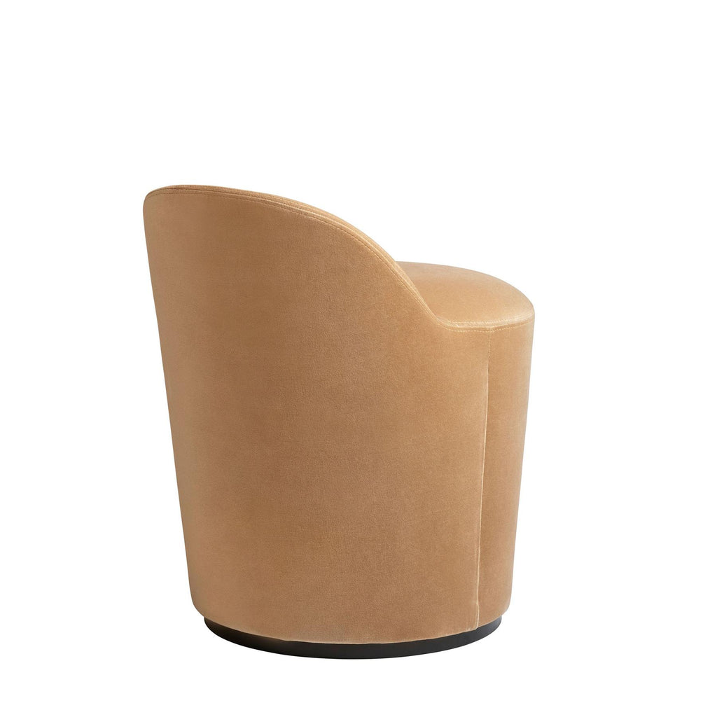 GUBI Tail Dining Chair