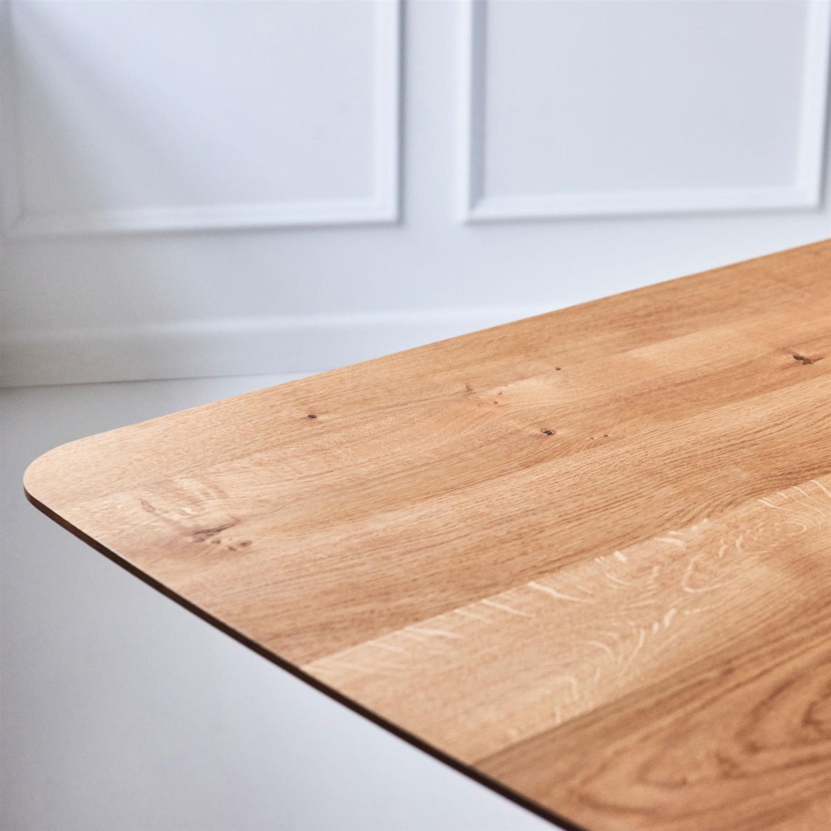 DK3 Ten Rectangular Extendable Dining Table