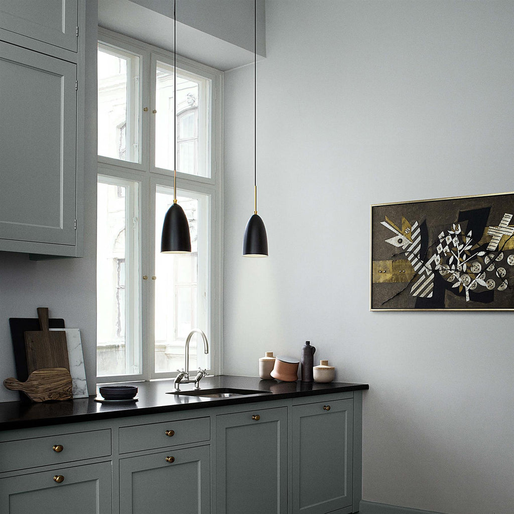 GUBI Grashoppa Pendant Light