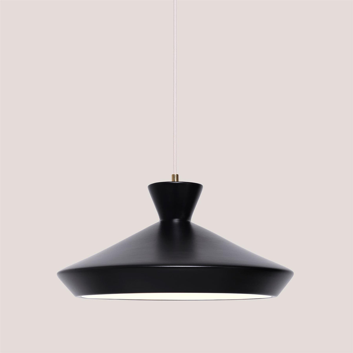 Patricia Lobo Tagi Pendant Light