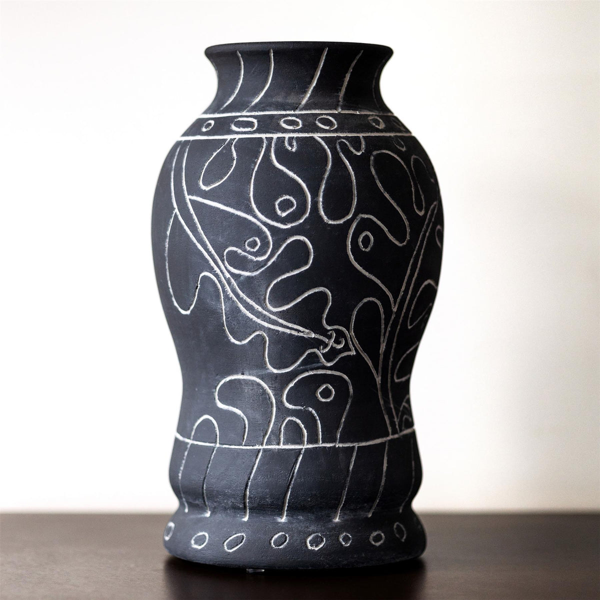 Dusty Deco Frida Vase