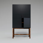 The Drinks Cabinet : Standard Push Open