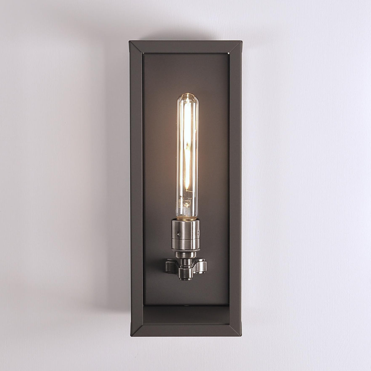 Chelsea British Box Light
