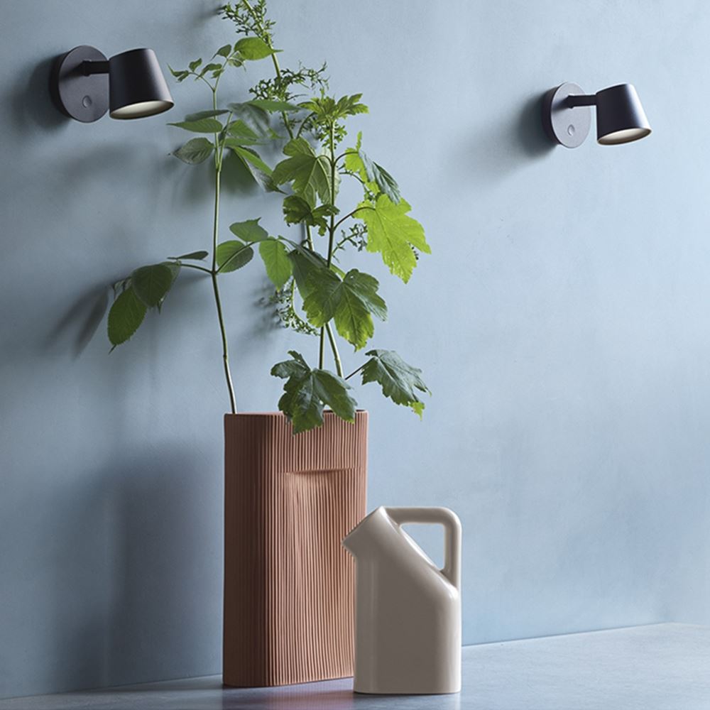 Muuto Tip Wall Light