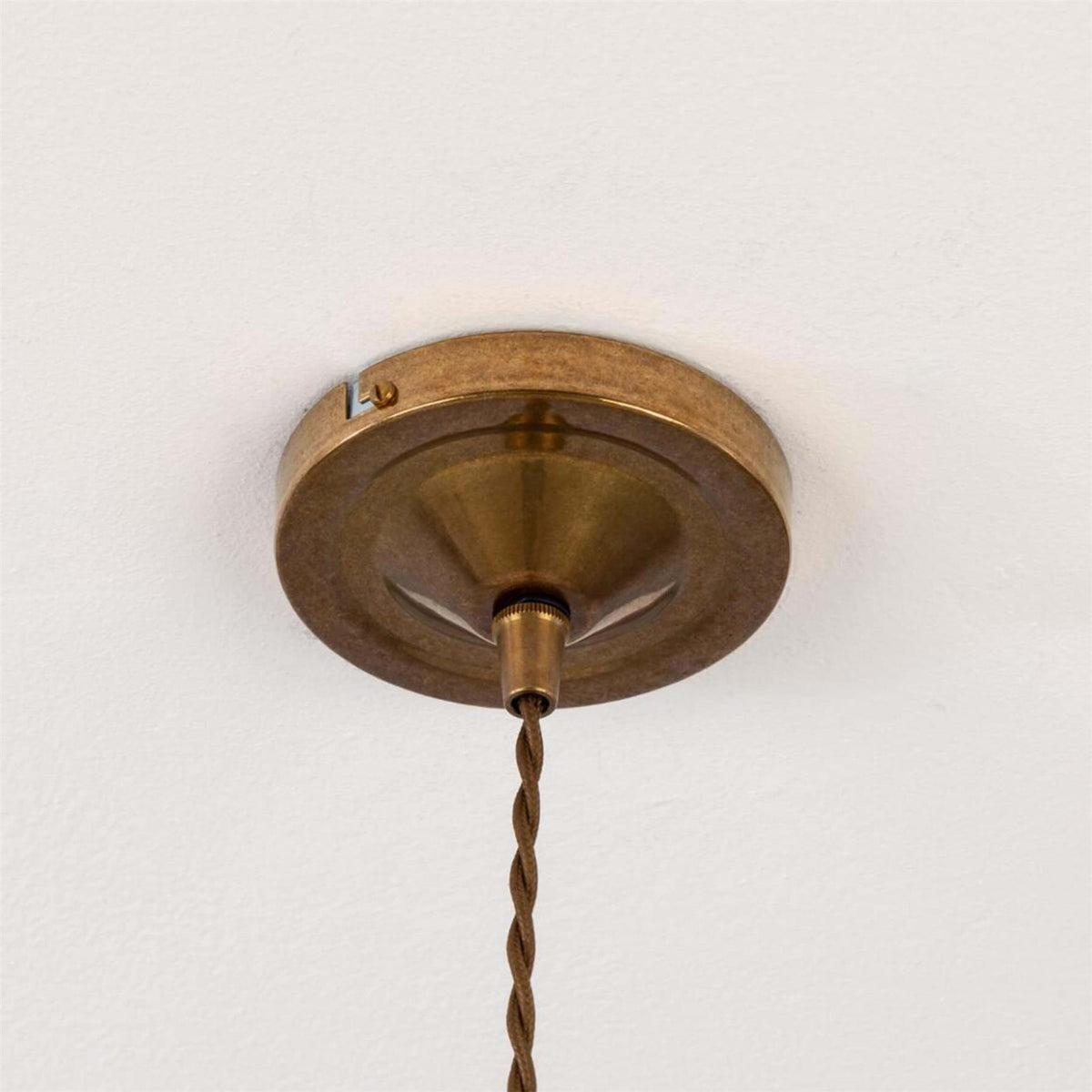 Mullan Lighting Elegance Brass Pendant Light