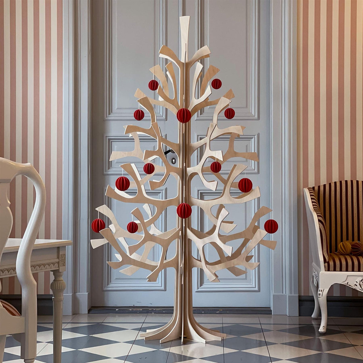 Lovi Wooden Spruce Christmas Tree, Large
