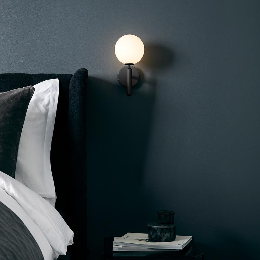 Nuura Miira Wall Light