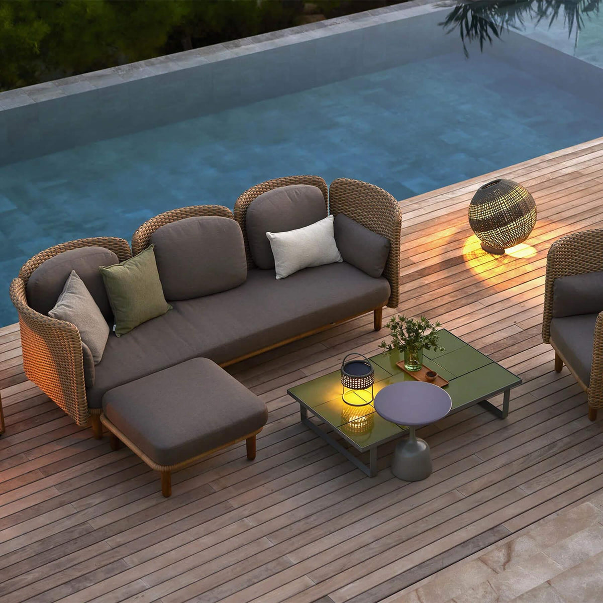 Cane-line Illusion Garden Floor Lamp Outdoor Lighting