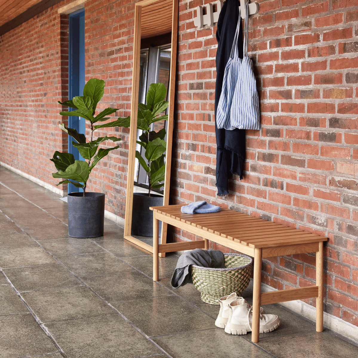 Row Bench