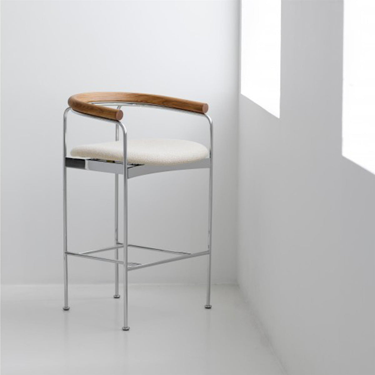 DK3 Baia Counter Stool with Wooden Back