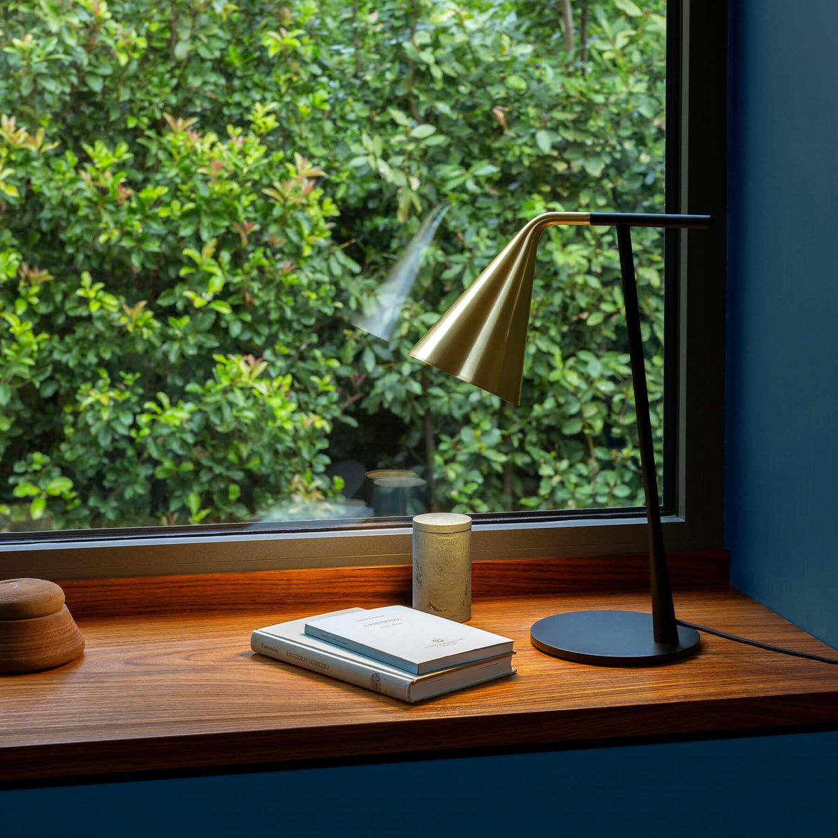 TOOY Gordon Table Lamp