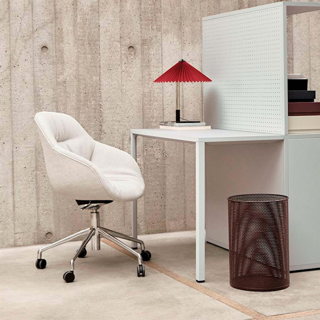 HAY AAC 155 Chair with 5 Star Swivel Base Tilt Gas Lift Wheel Base