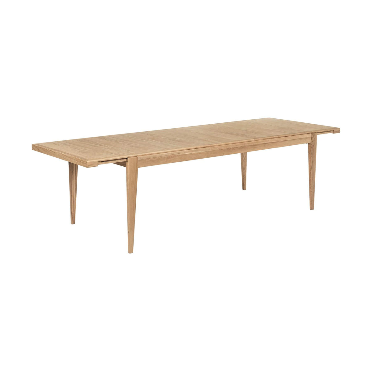 GUBI S Extendable Dining Table