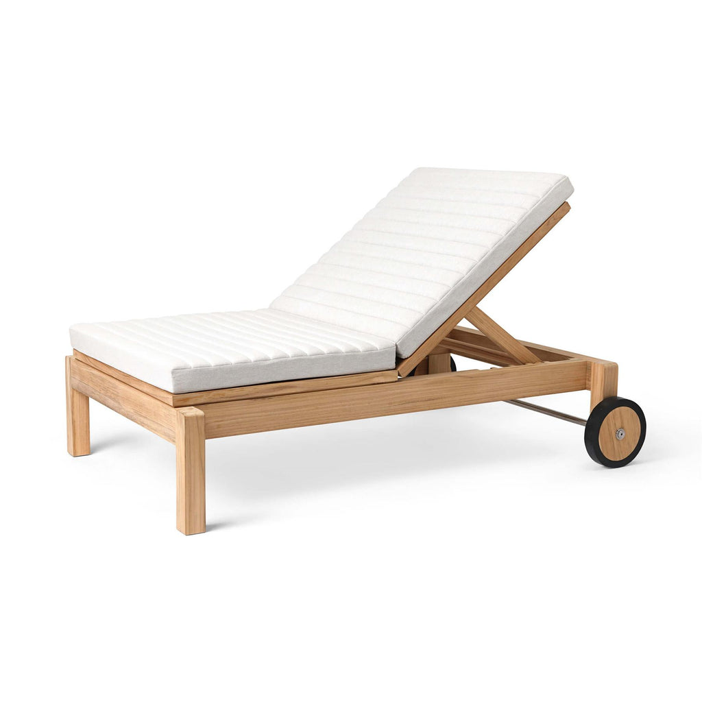 Carl Hansen & Son AH604 Outdoor Lounger