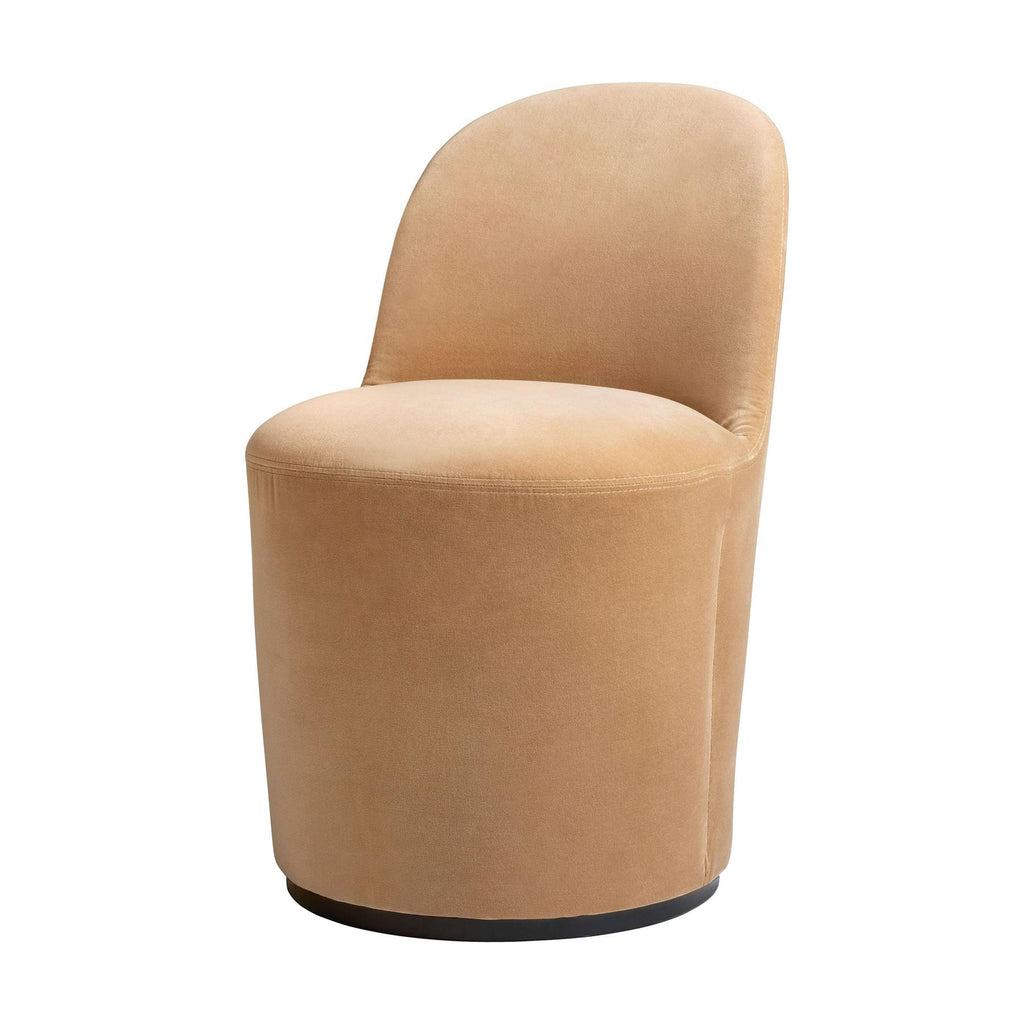 GUBI Tail Dining Chair