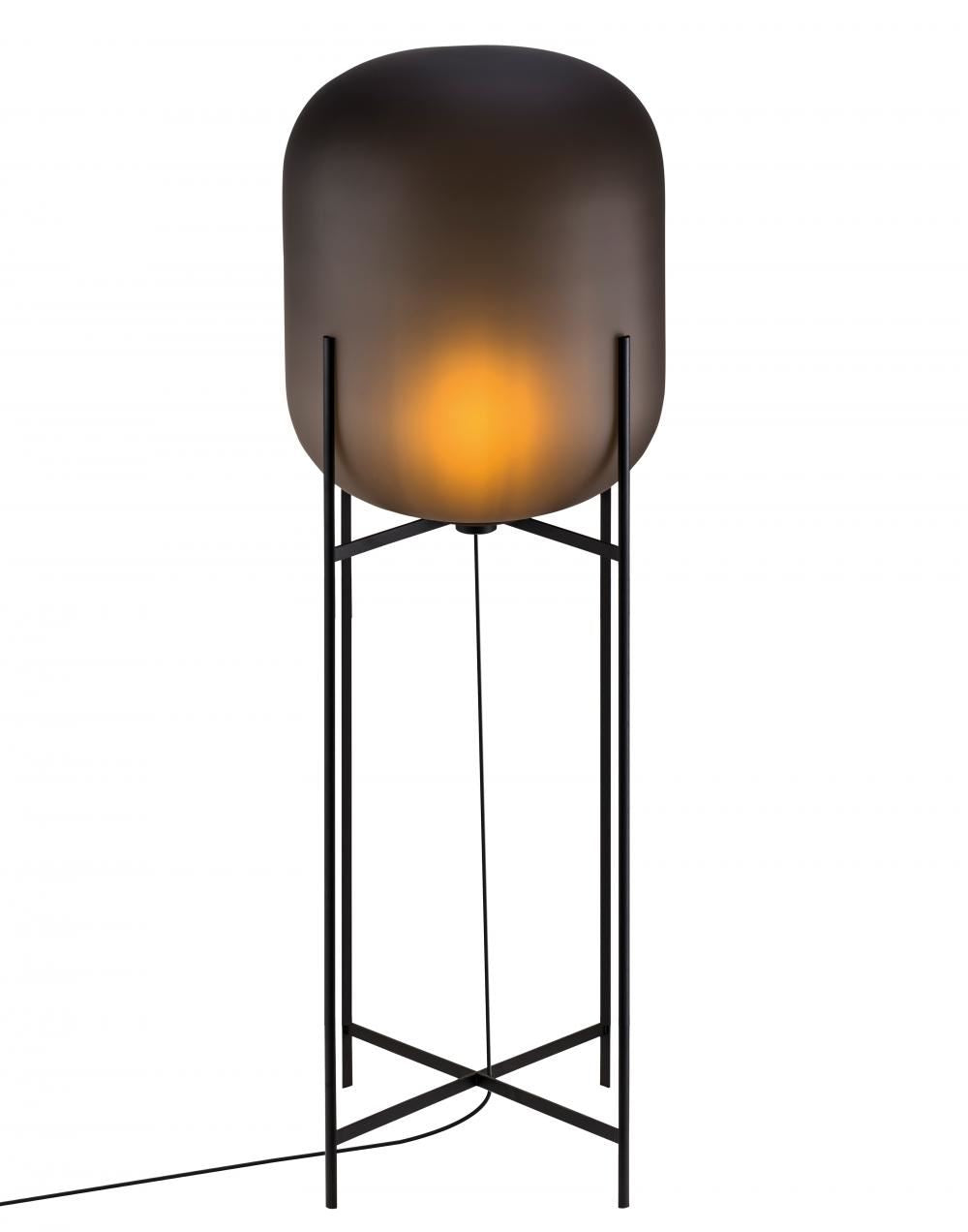 Oda Floor Lamp