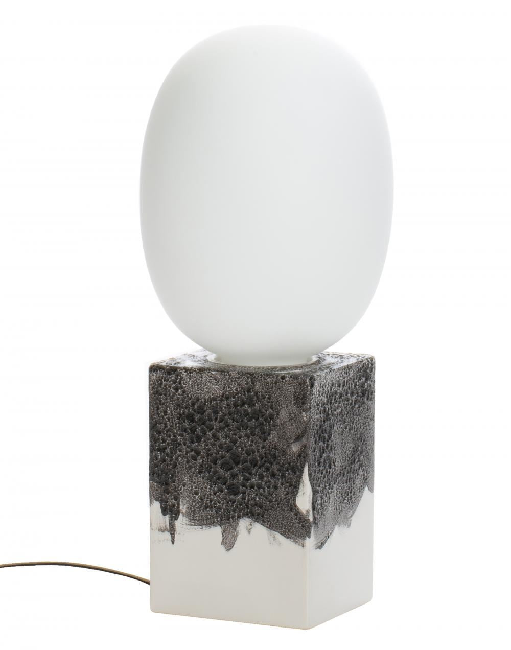 Magma table lamp