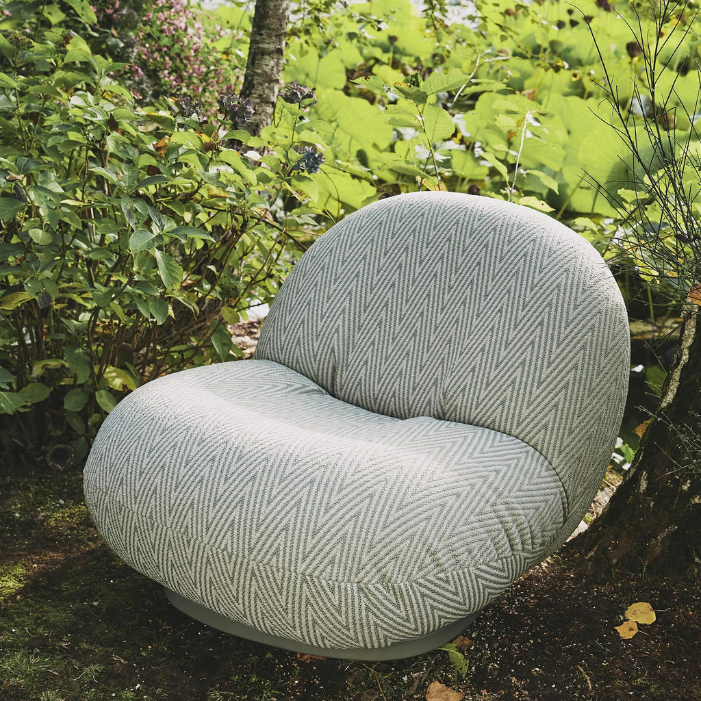 GUBI Pacha Outdoor Lounge Chair