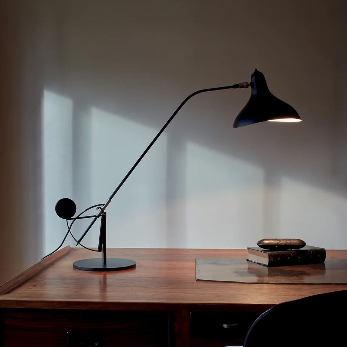 DCW Editions Mantis BS3 Table Lamp in Black Satin