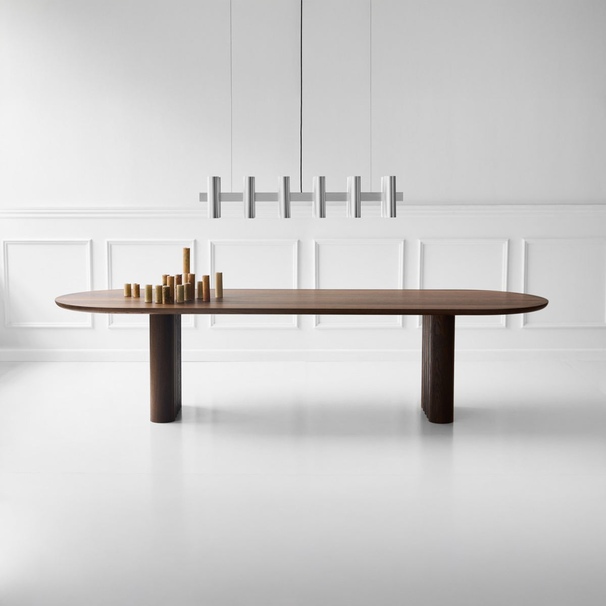 DK3 Plush Extendable Dining Table - 4cm Thick Table Top, Oval
