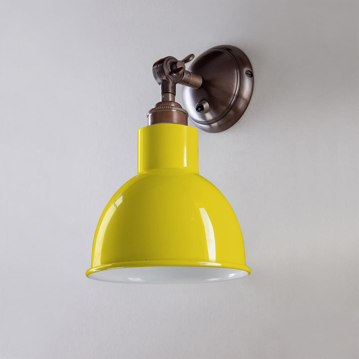 Outlet Old School Electric Churchill Wall Light, Short Arm