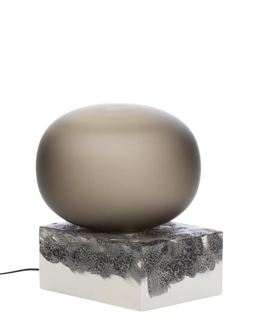 Magma table lamp
