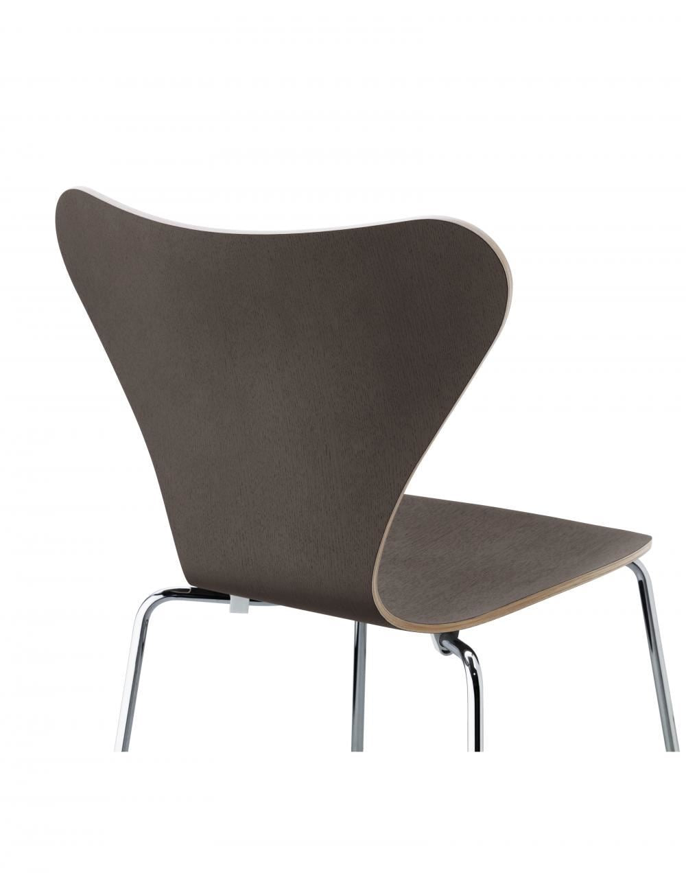 Fritz Hansen Series 7 Chair