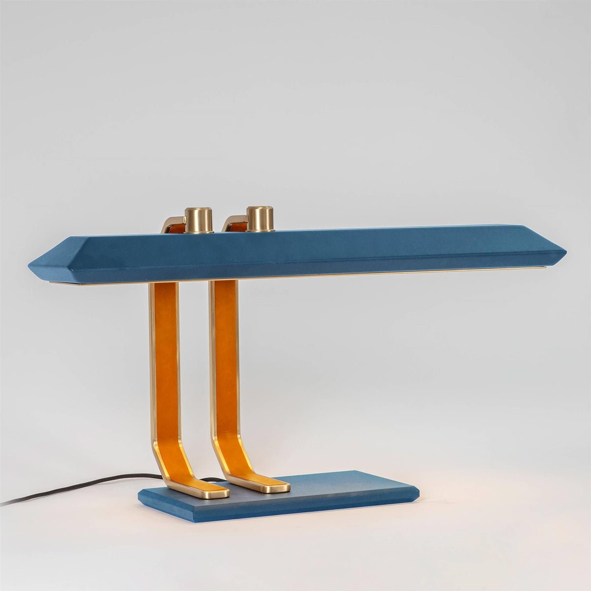Bert Frank Rinato Console Lamp