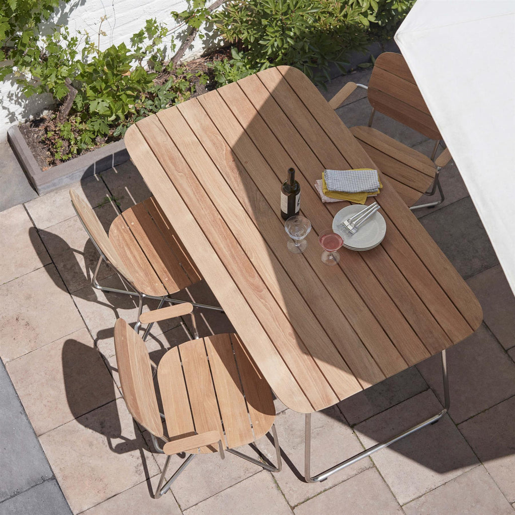 Fritz Hansen Lilium Garden Dining Table
