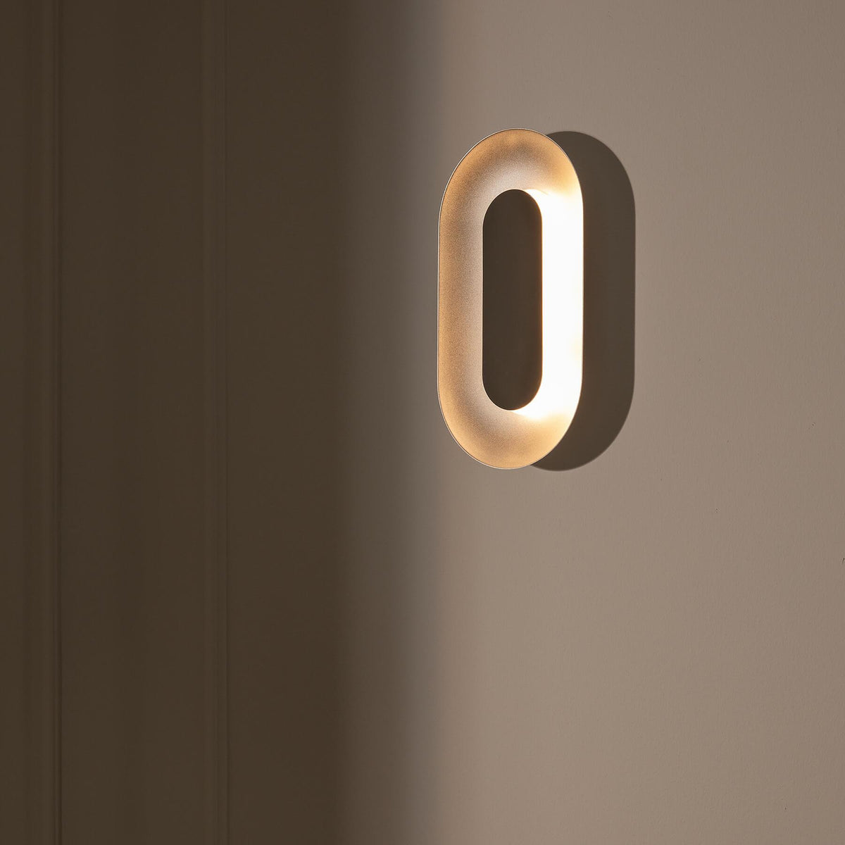 Nuura Sasi Wall Light