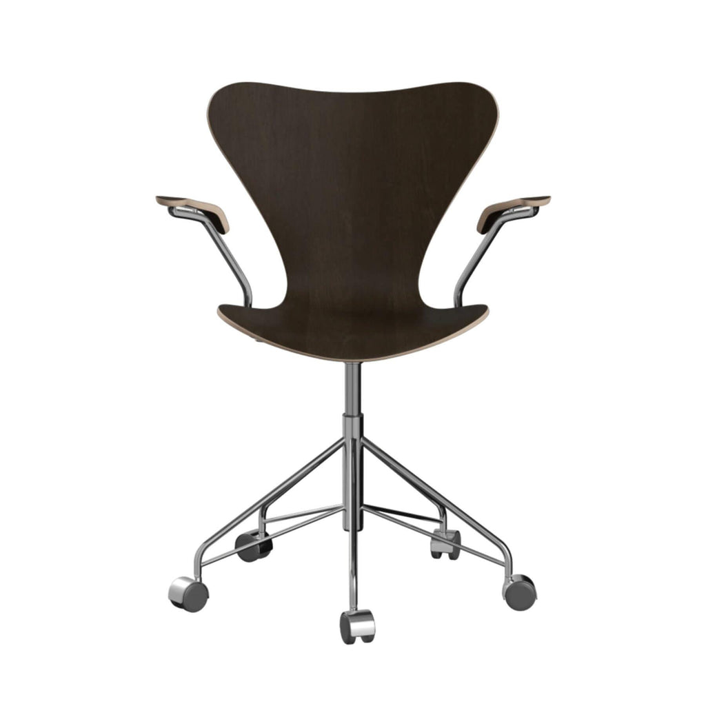 Fritz Hansen Series 7 Swivel Armchair
