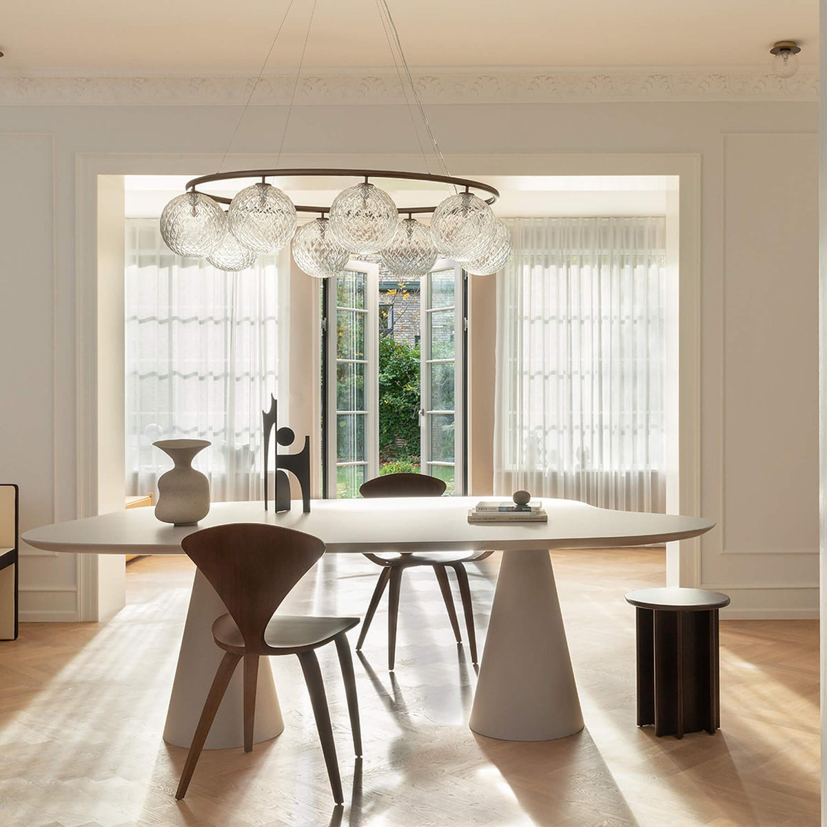 Nuura Miira 8 Oval Chandelier