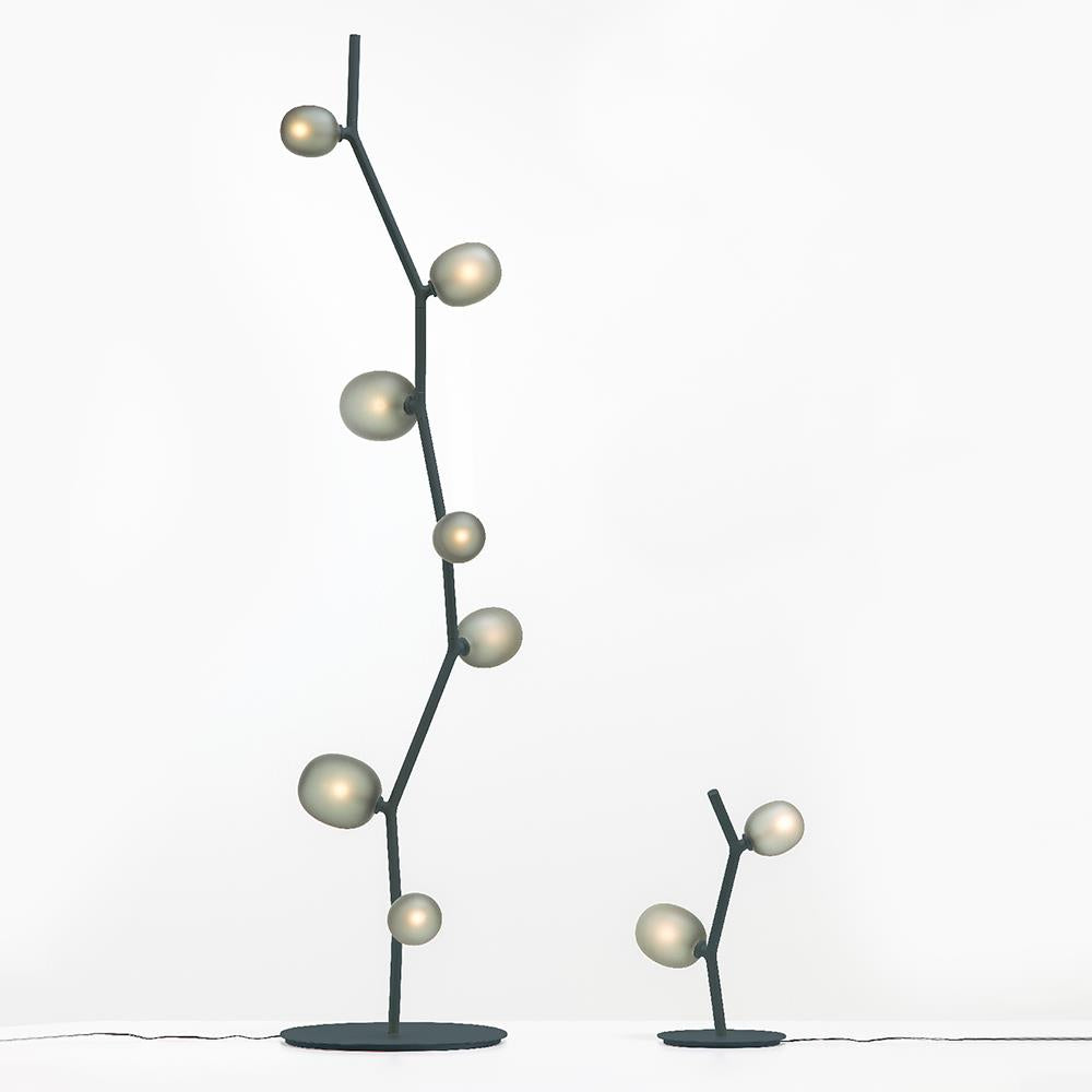 Ivy table lamp