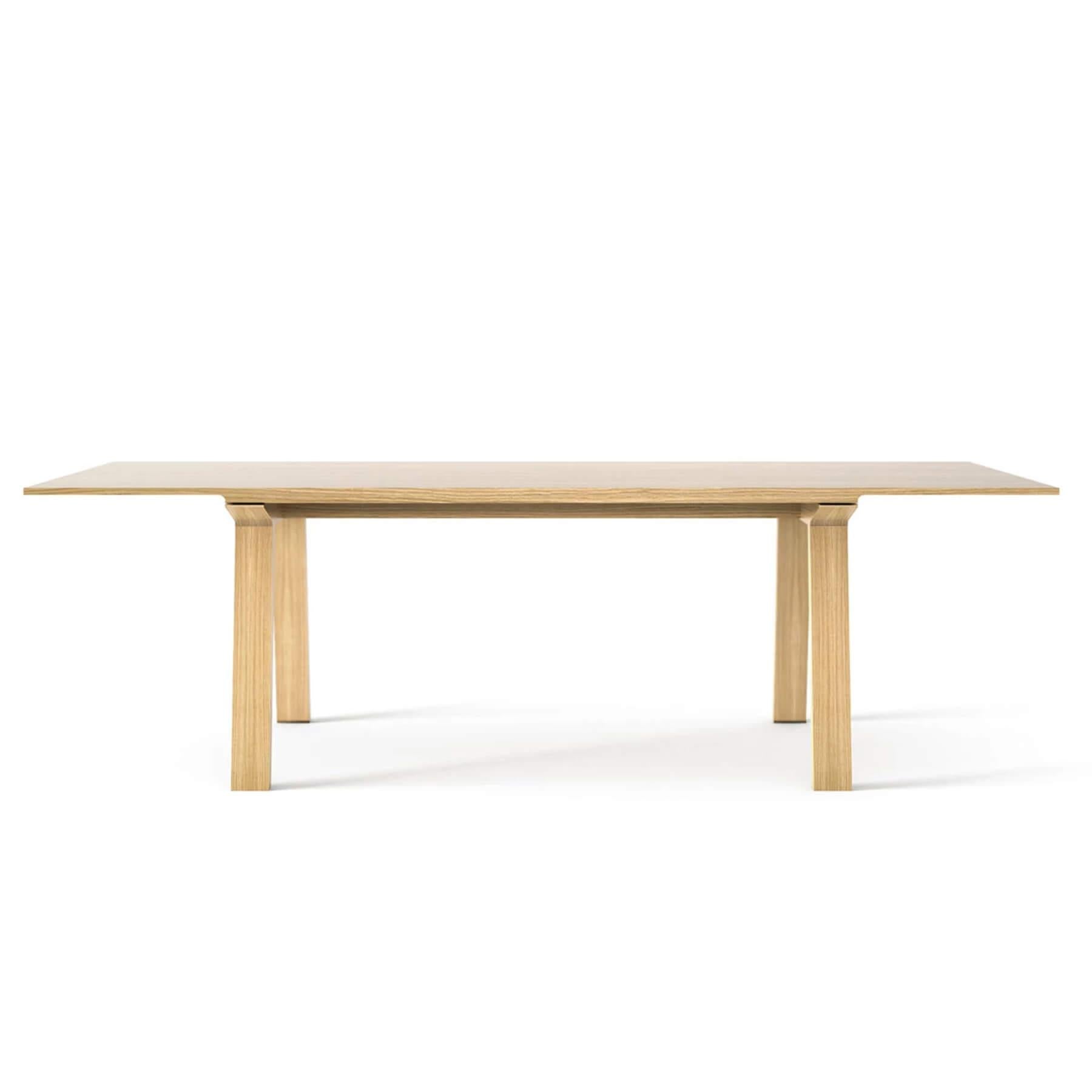 Punt Mitis Dining Table
