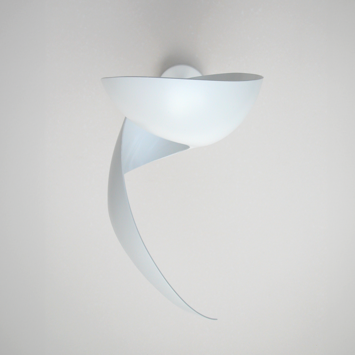 Serge Mouille Petite Applique Flamme Wall Lamp