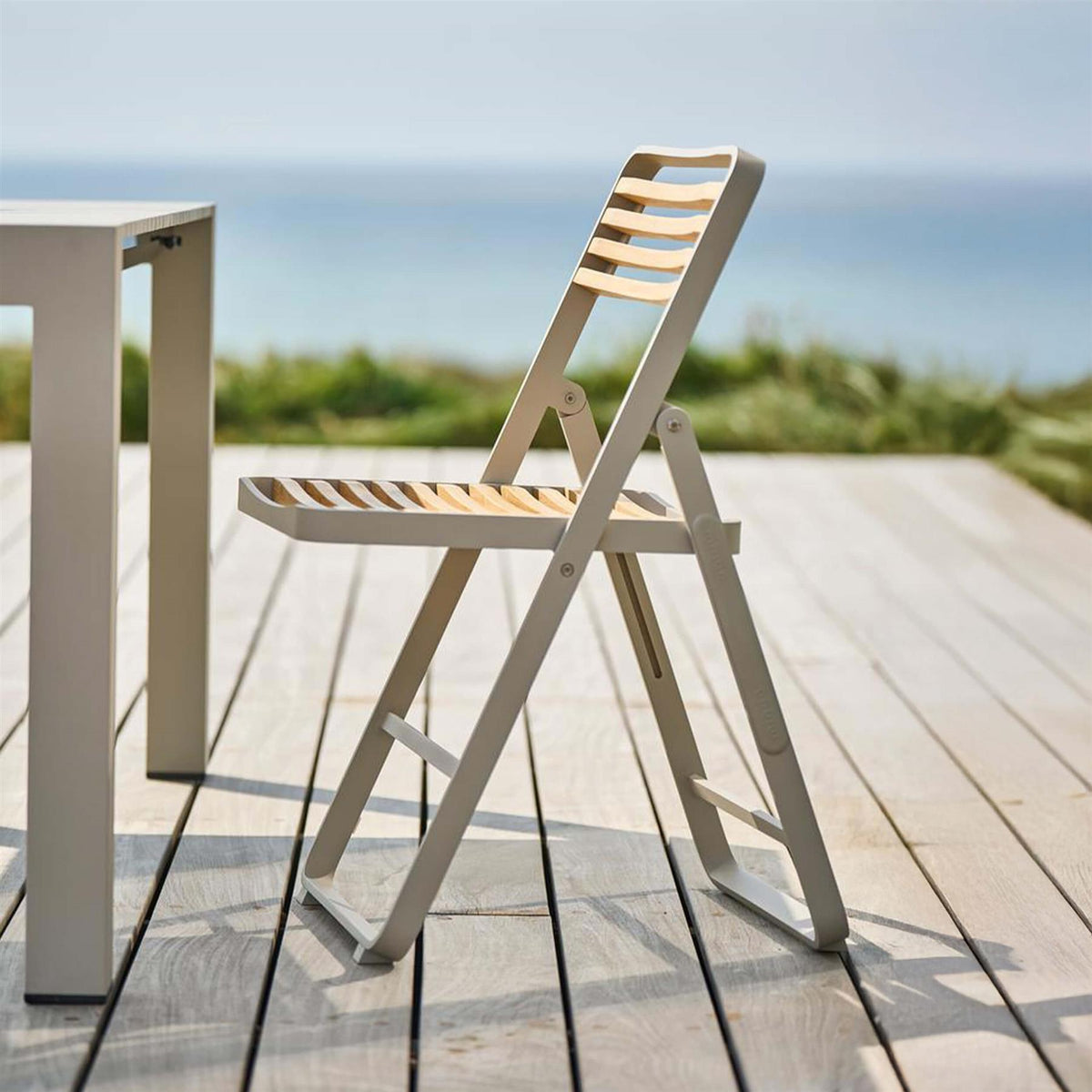 Mindo 121 Folding Outdoor Dining Set - Small
