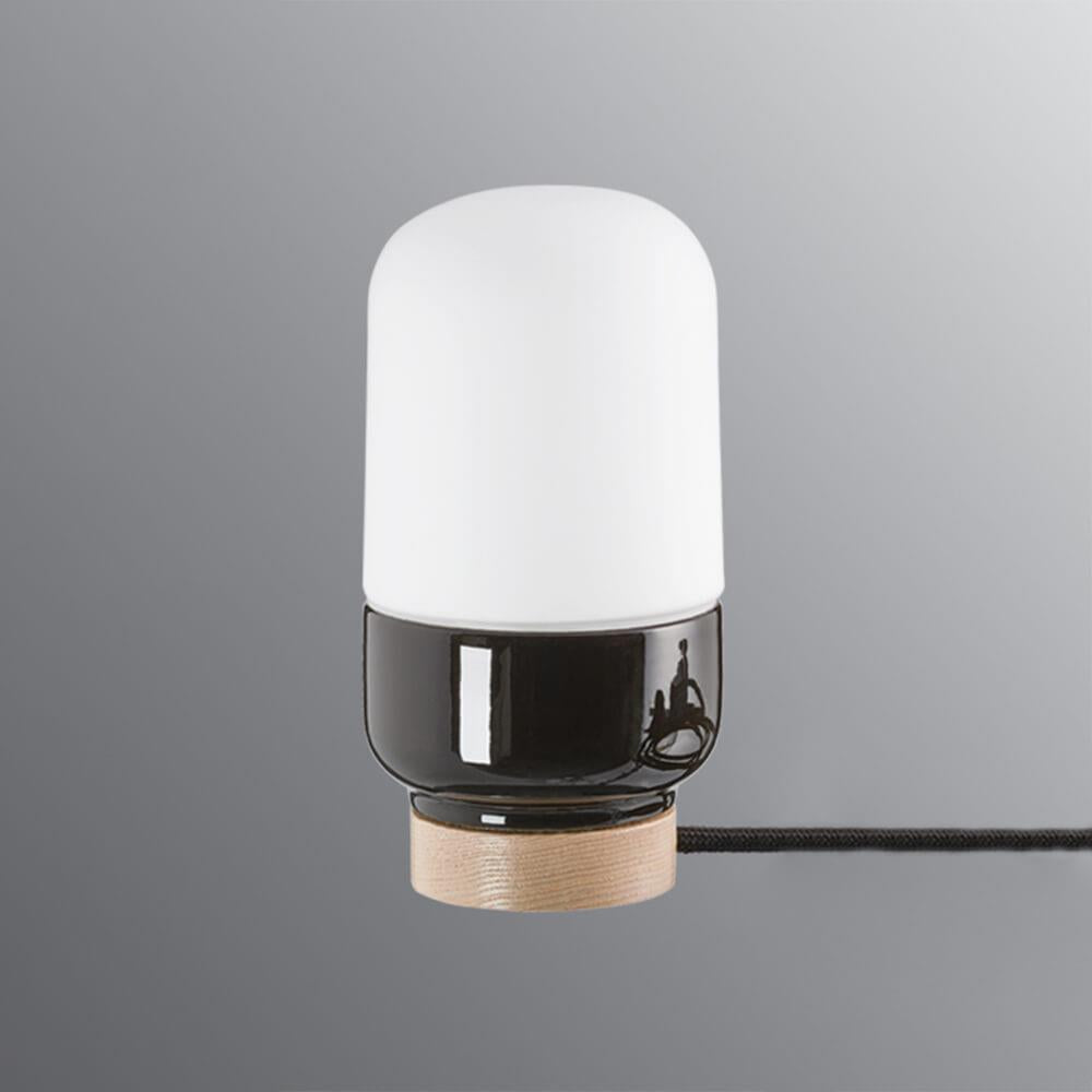 Ohm table lamp