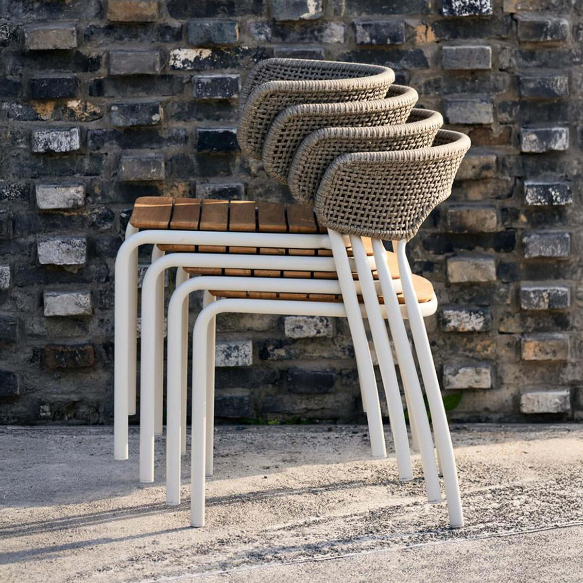Mindo 101 Outdoor Dining Chair