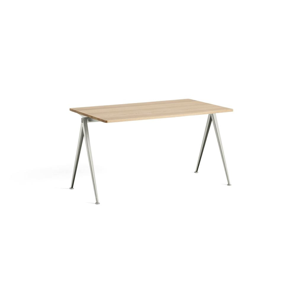 HAY Pyramid Dining Table 01 / 02