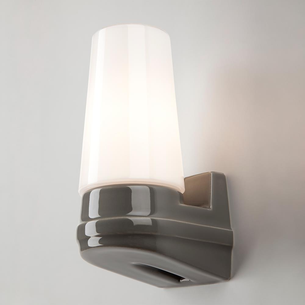 Old School Electric Bernadotte Single Wall Light