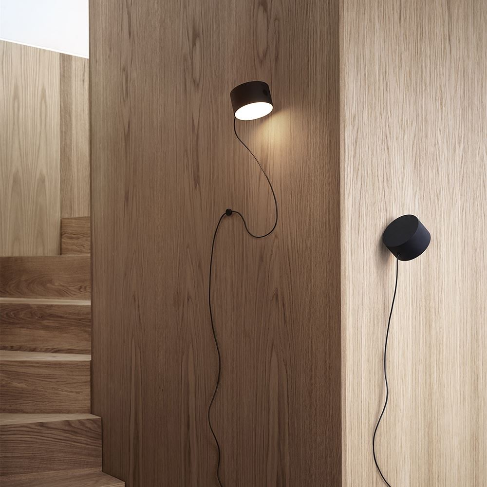 Muuto Post Wall Lamp