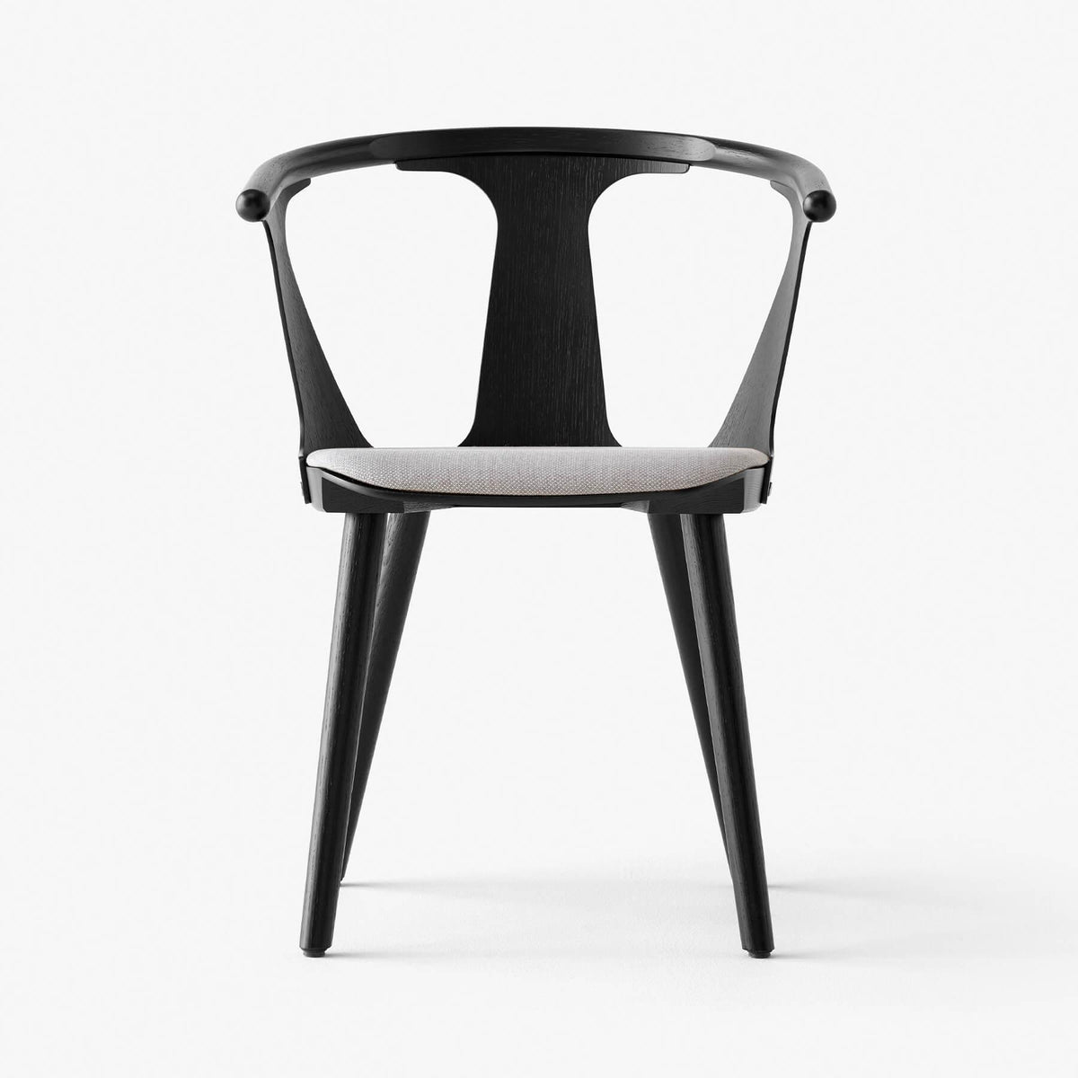 &Tradition SK2 In Between Chair With Upholstered Seat