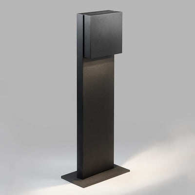 Light Point Compact Path Light