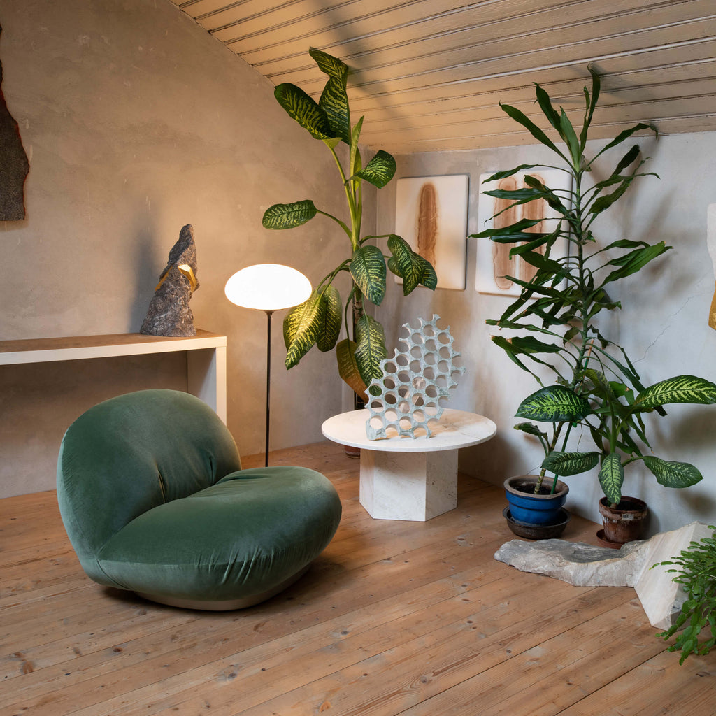 GUBI Stemlite Floor Lamp