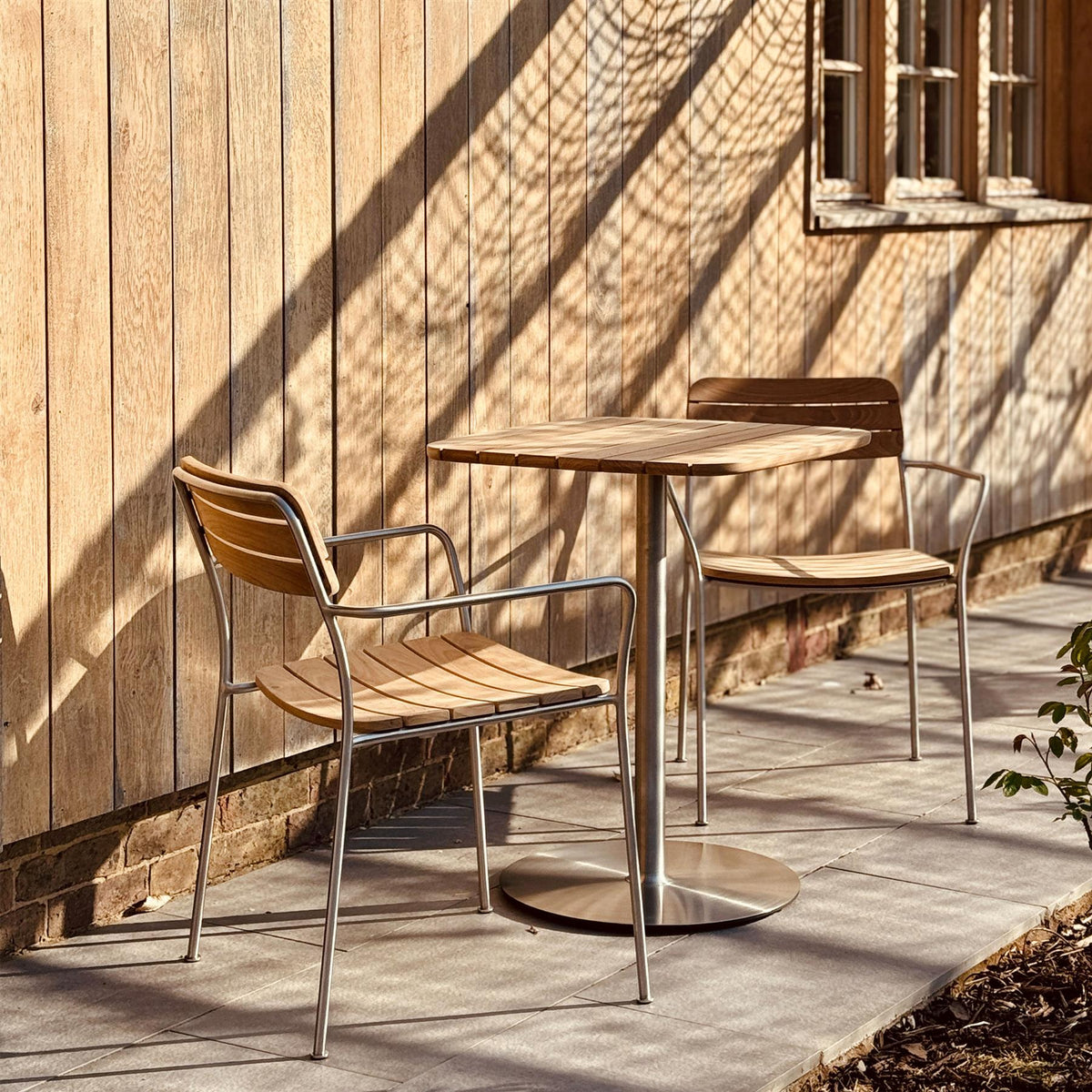 Case Furniture Solas Outdoor Armchair