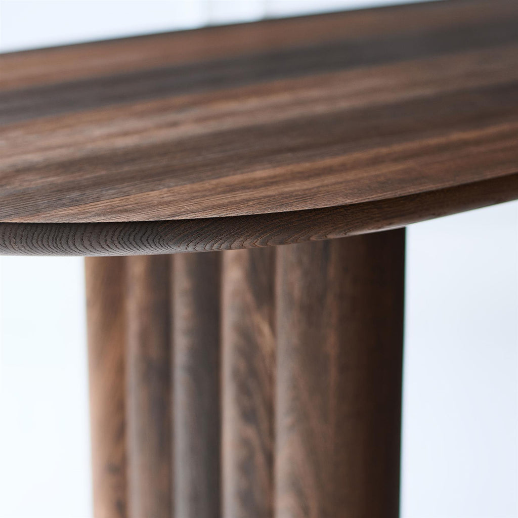 DK3 Plush Extendable Dining Table - 4cm Thick Table Top, Oval