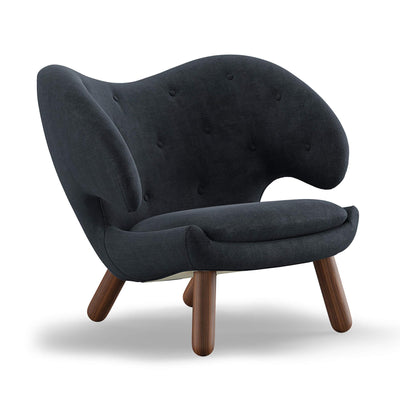 Finn Juhl The Pelican Chair in Walnut