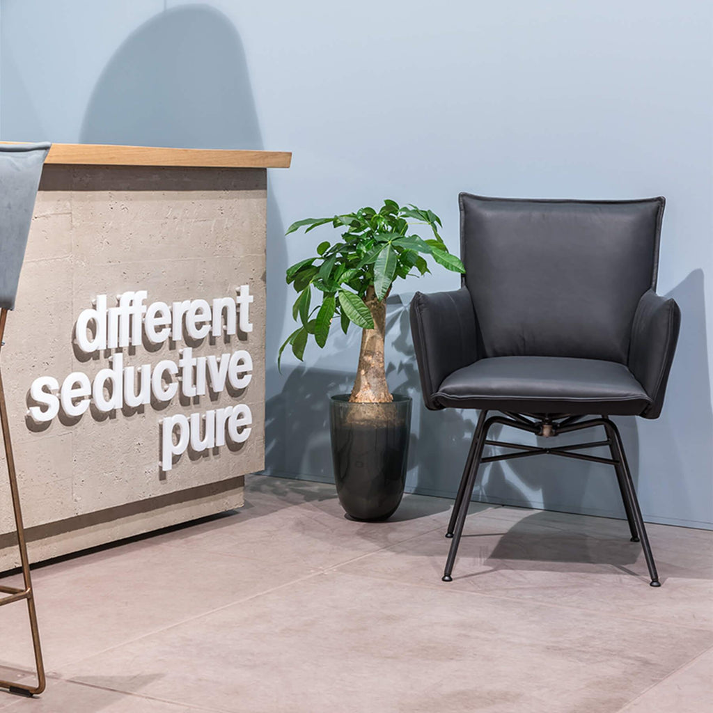 Jess Designs Sanne Swivel Chair