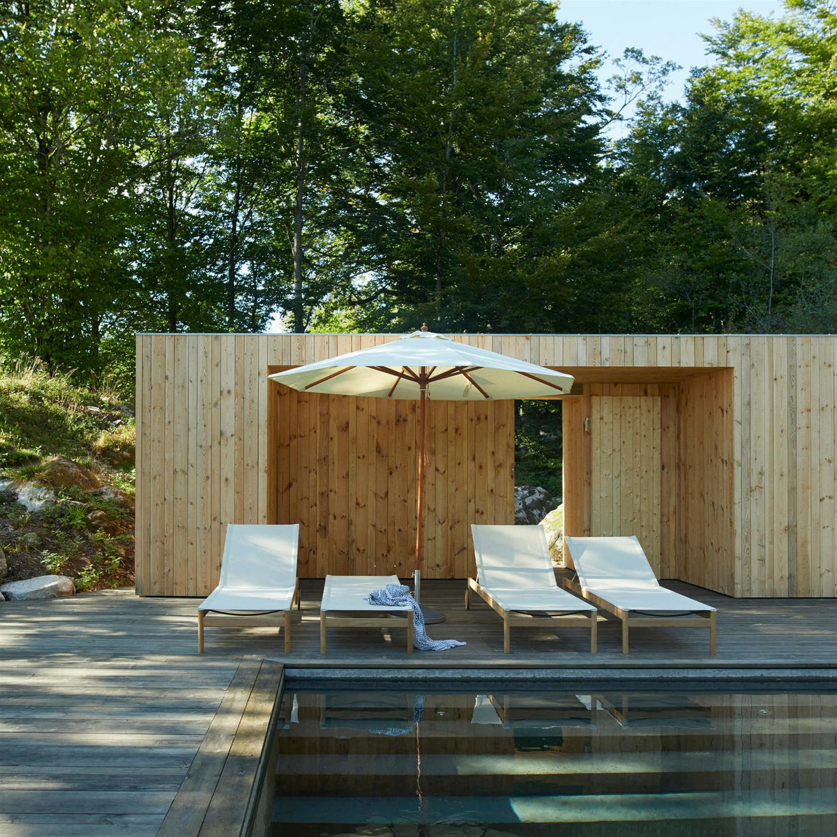 Fritz Hansen Pelagus Garden Sunbed